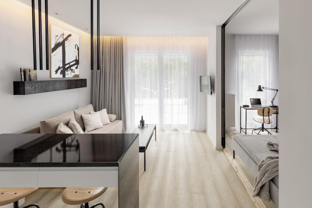 Deluxe Apartment In City Center, Steam Park Cracóvia Exterior foto